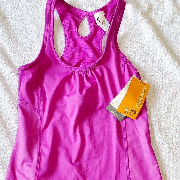 C9 by CHAMPION~ Advanced High Performance- Activewear Tank Top- Built in Bra- SM - Picture 3 of 9